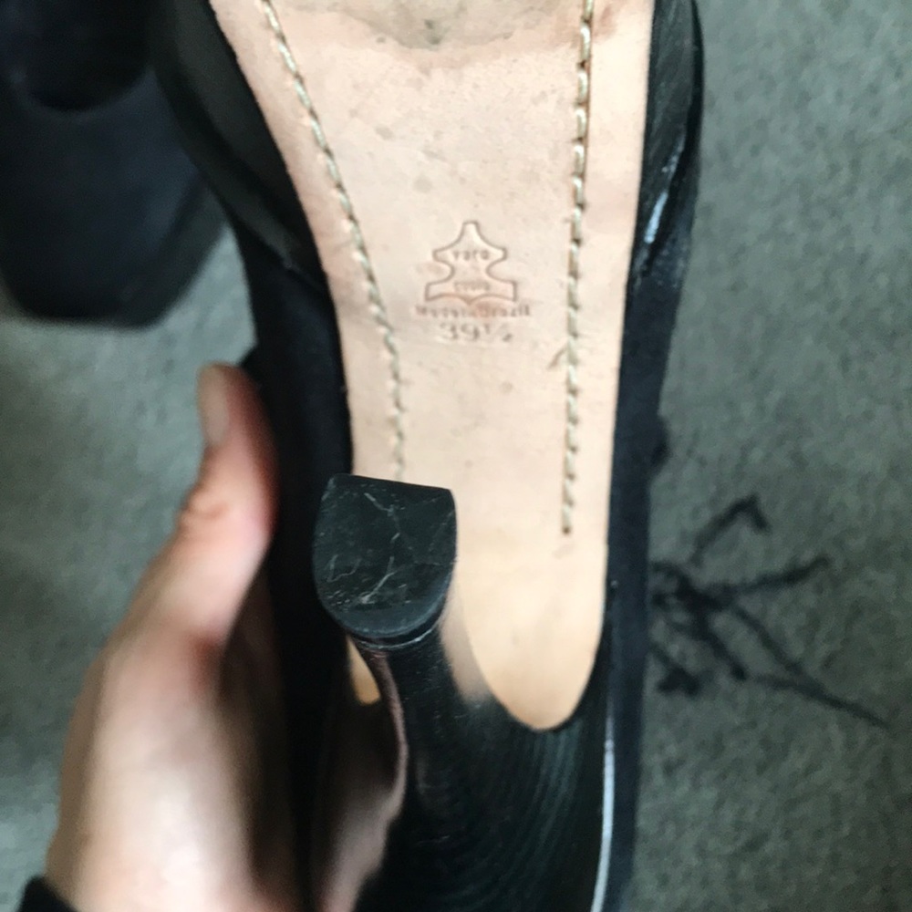 Alice + Olivia black suede platform pumps sz 8.5 - Picture 4 of 5